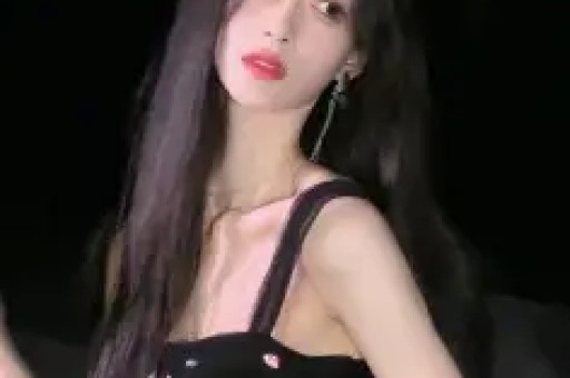 导演贾樟柯执导短片《都灵之影》完成拍摄