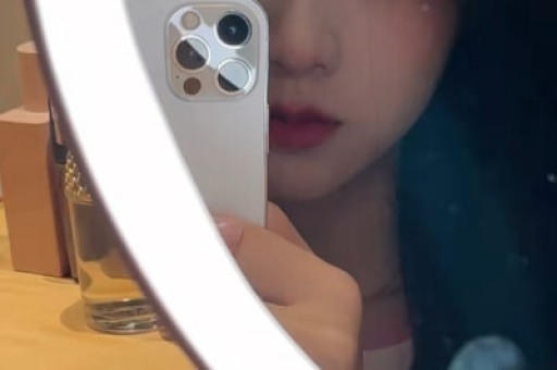 恐怖片的魅力：不靠“跳脸杀”的惊悚体验
